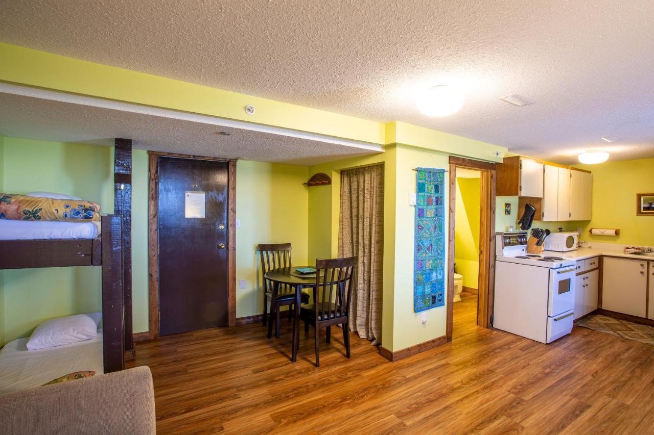 The Pinnacles Suites & Townhomes Silver Star Esterno foto