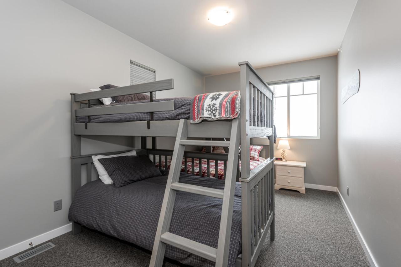 The Pinnacles Suites & Townhomes Silver Star Esterno foto
